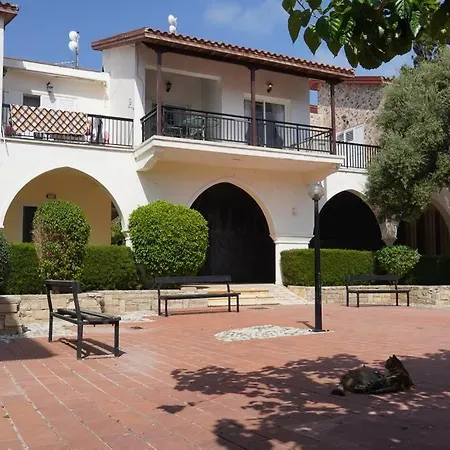 Apartment Casa Sol Seaside Modern Cozy 1bed In Yard Paphos